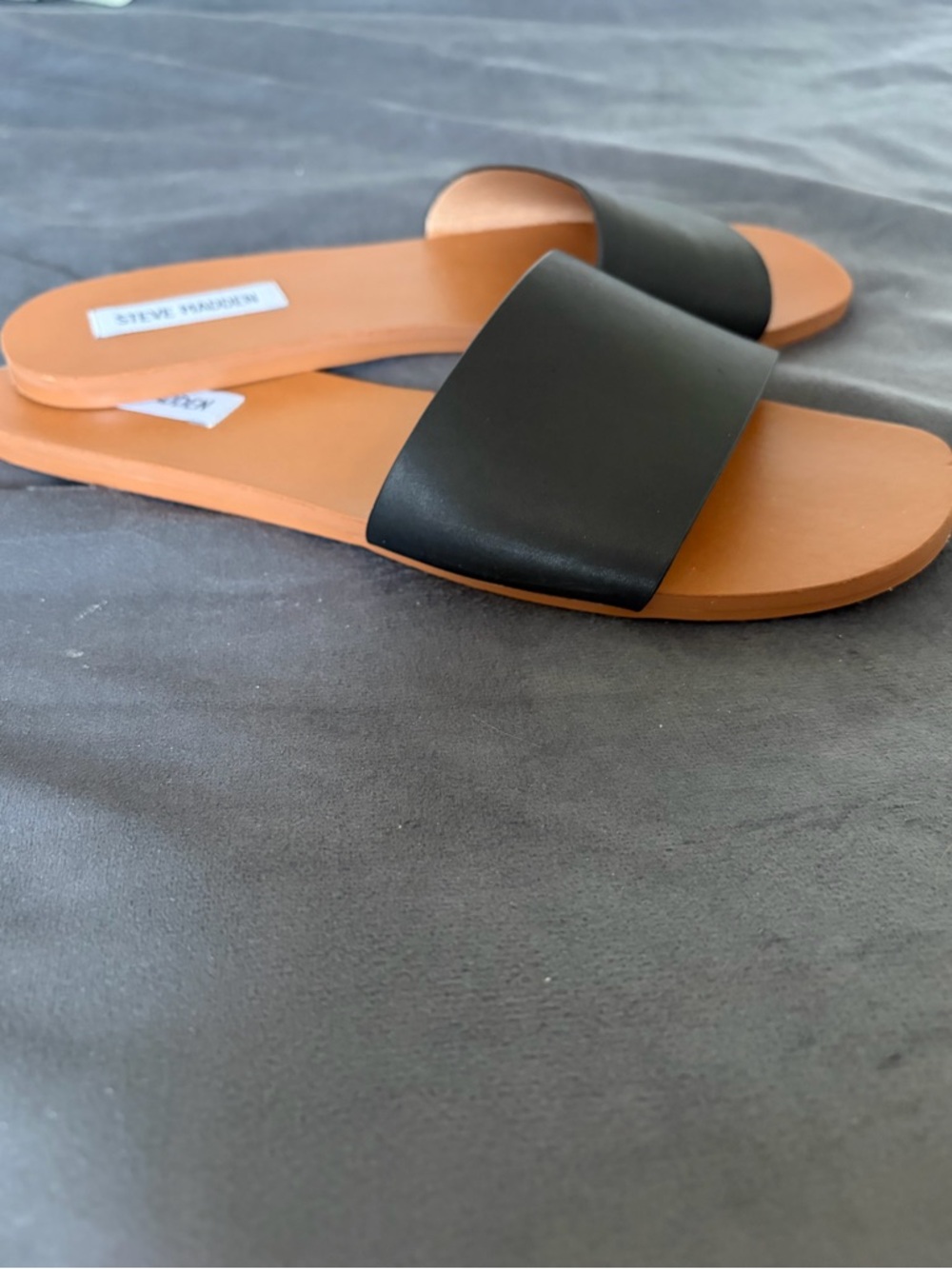 Steve Madden Black Wide Strap Slide Sandals with Tan Footbed Size 9.5M